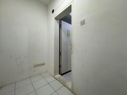 The Esparis (D18), Condominium #522554221